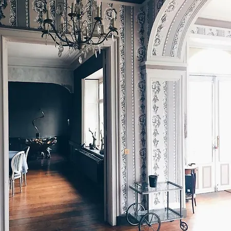 Castle Roc Bed & Breakfast Hotton