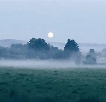 Castle Roc Bed & Breakfast *