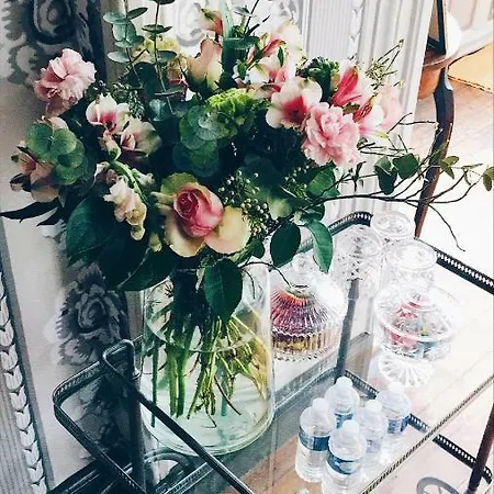 Bed & Breakfast Castle Roc Hotton