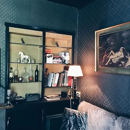 Castle Roc Bed & Breakfast Hotton