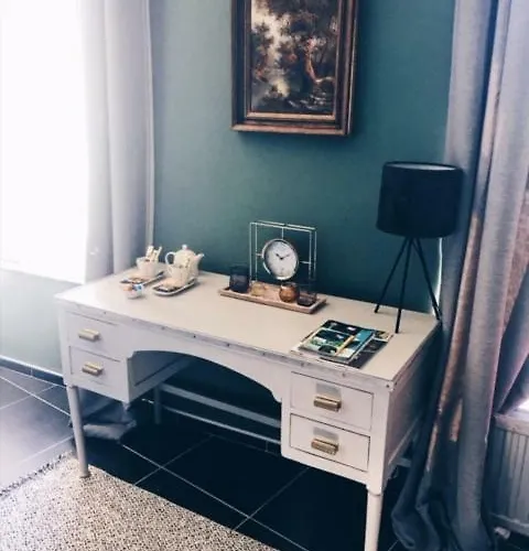 Castle Roc Bed & Breakfast *